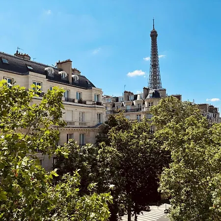 Le Penthouse Bourdonnais C Apartmán *